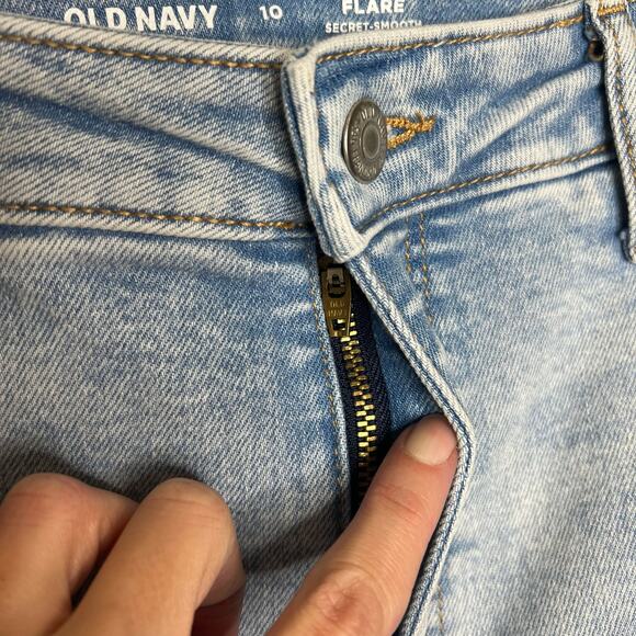 Old Navy Higher High Rise Flare Jeans 10 Secret Smooth Pockets Distressed Ripped - Picture 4 of 7